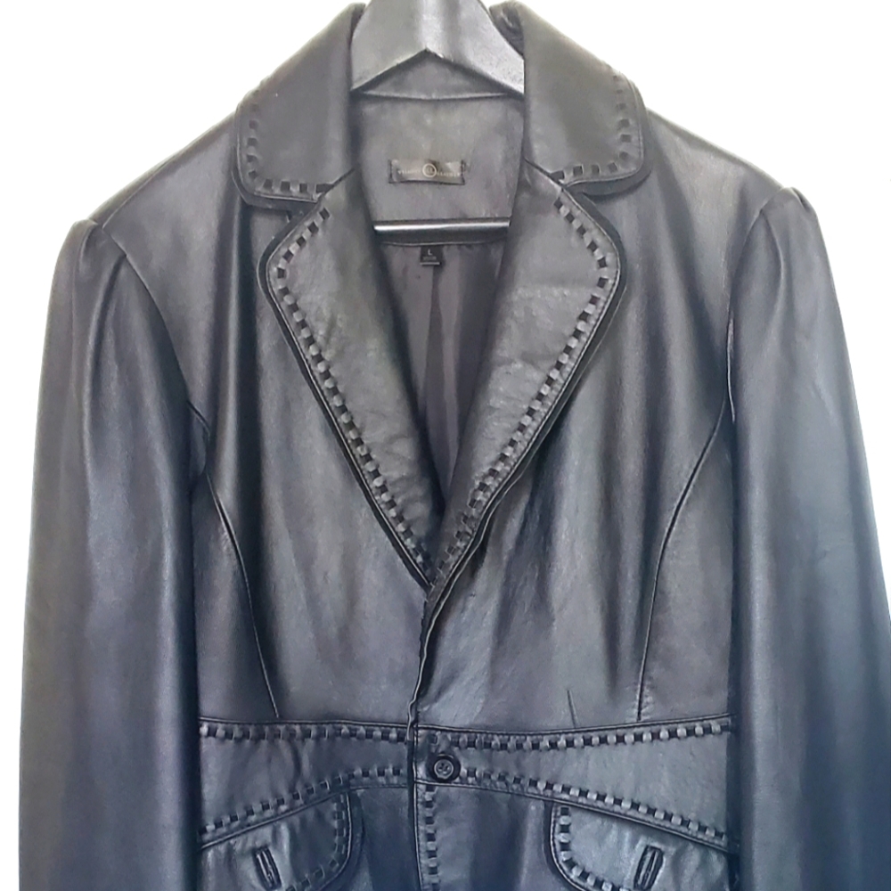 Wilson’s Leather Black Stitching Waist